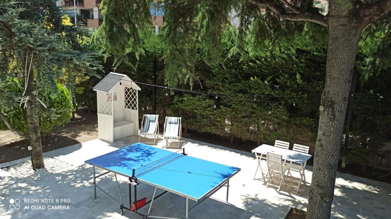 Villa Mary - Apartments Trani Exterior photo